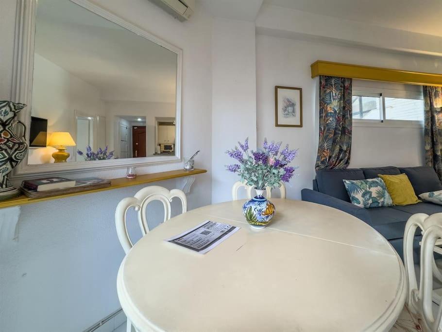 Skol 252c Cozy Next To The Sea In Center Apartment